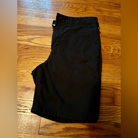 Freeworld walking shorts size 28 - Picture 7 of 7